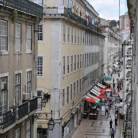 Charming 3 Bedroom Apartment In Lisbon Appartamento *