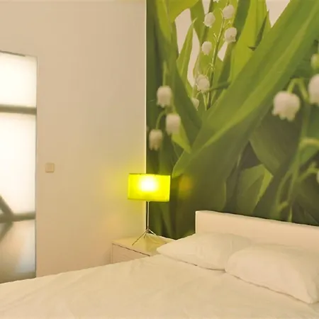 Charming 3 Bedroom Apartment In Lisbon Appartamento *